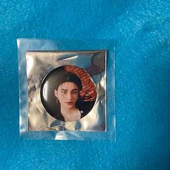 Amazon.co.jp: stray kids スキズ ヒョンジン 直筆サイン入り缶バッジ