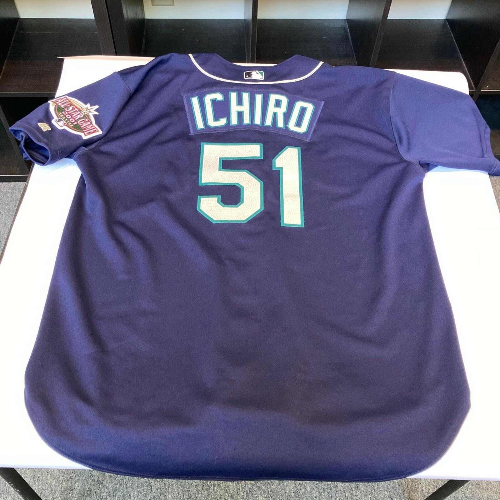 Amazon.com: Ichiro Suzuki Rookie Season Game Used 2001 Seattle