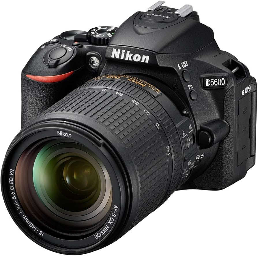 Câmera Nikon D5600 DSLR com lente 18-140mm | Amazon.com.br