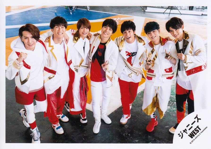 Amazon.co.jp: ジャニーズWEST 公式生写真 （集合）WA00611 : おもちゃ