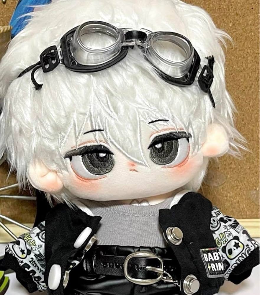 Amazon.co.jp: 《20cm な可愛い着せ替えぬいぐるみ《白髪黒目天才くん