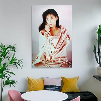 Amazon.co.jp: 中山美穂なかやま みほ 写真 ポスター (7) ホーム装飾