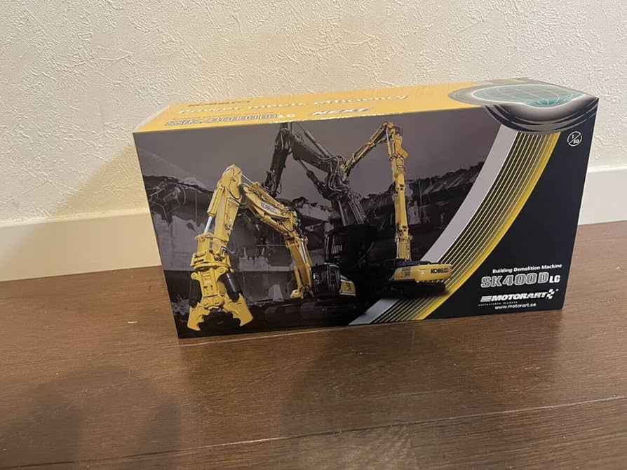 Amazon.co.jp: KOBELCO SK400DLC 10 ミニチュア 1/50 イエロー 欧州