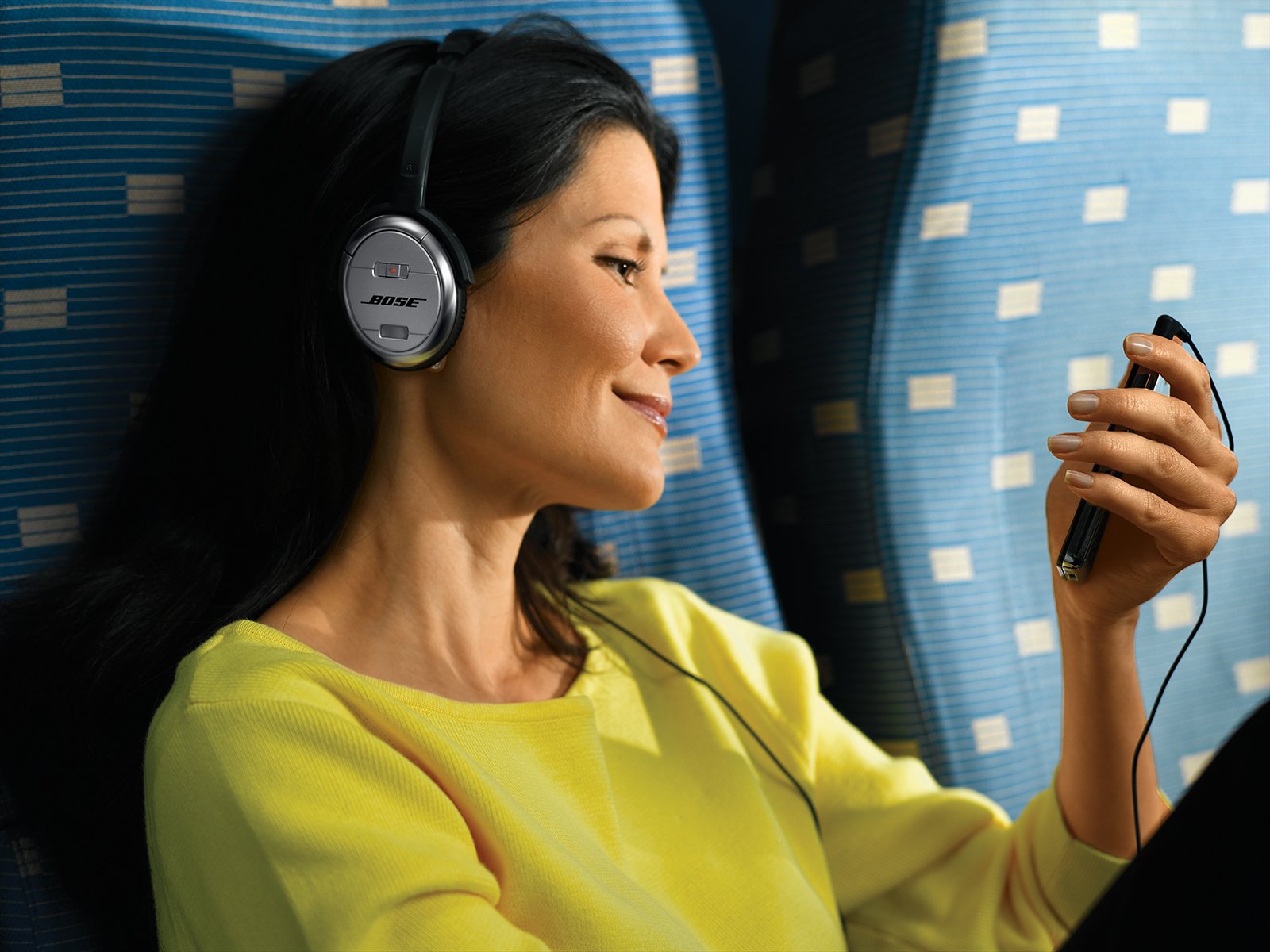 Amazon.com: Bose QuietComfort 3 Acoustic Noise Cancelling