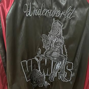 Amazon.co.jp: hyde vamps ライブグッズ スカジャン アウター : おもちゃ