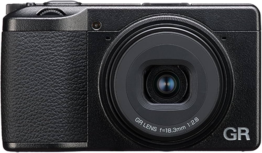 Amazon | RICOH GR III HDF 特別モデル デジタルカメラ HDF搭載 焦点