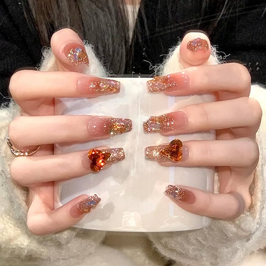 Amazon | ネイルチップ ロング 付け爪 24枚入 キラキラ 光沢 立体 韓国