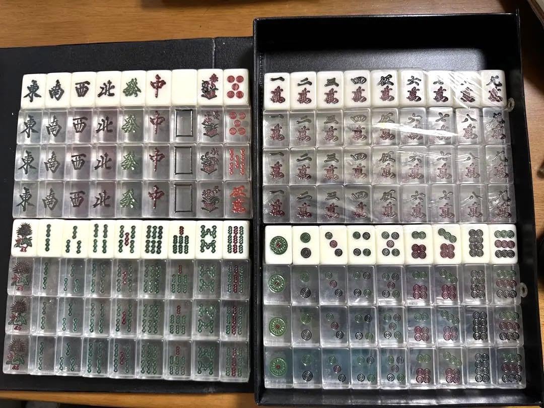 ☆廃版・希少☆ アカギ「クリア麻雀牌」（透明牌） ☆廃版・希少☆