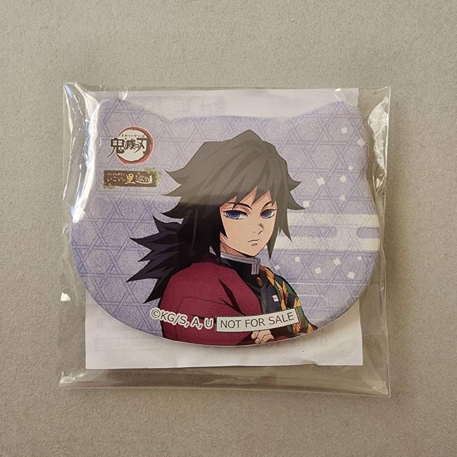 鬼滅の刃ナンジャタウンねこ型缶バッジ冨岡義勇