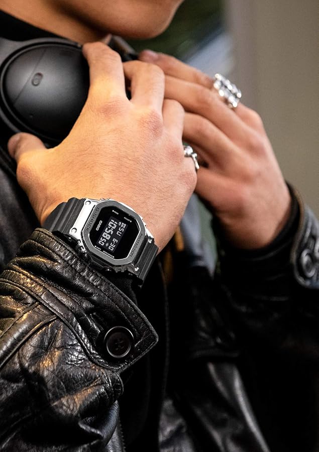 Amazon.co.jp: [カシオ] 腕時計 ジーショック 【国内正規品】 メタル