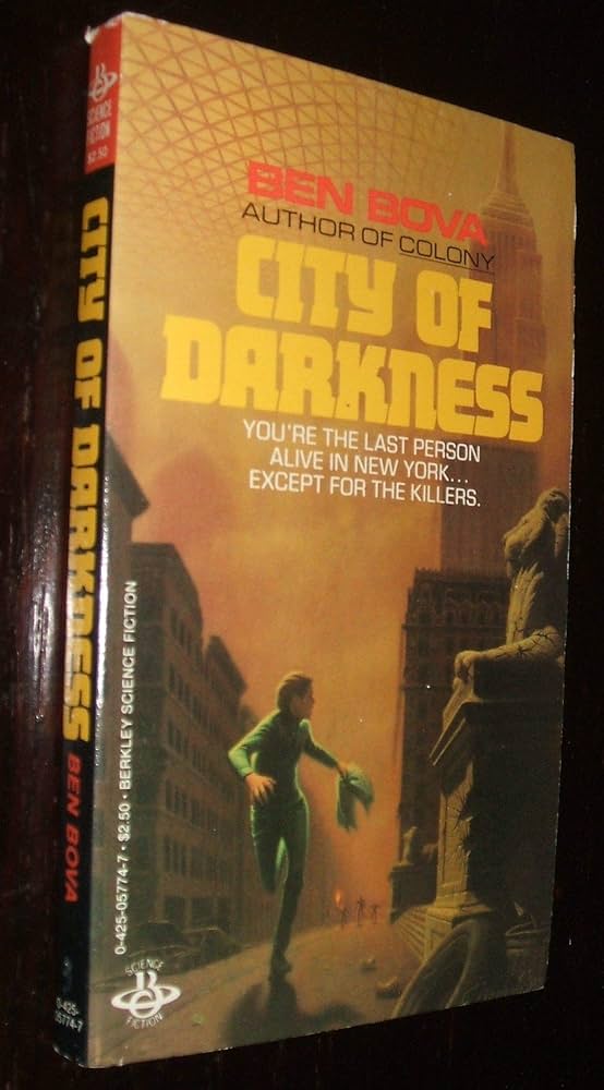 Amazon.co.jp: City Of Darkness : Bova, Ben: 洋書