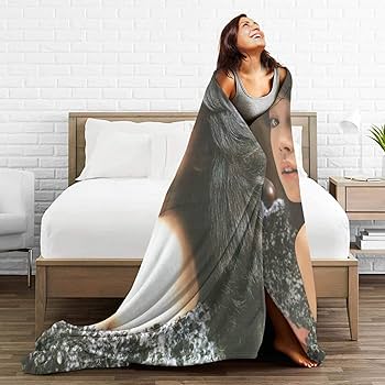 Amazon｜中森明菜 毛布 ブランケット 掛け毛布 フランネル ふわふわ