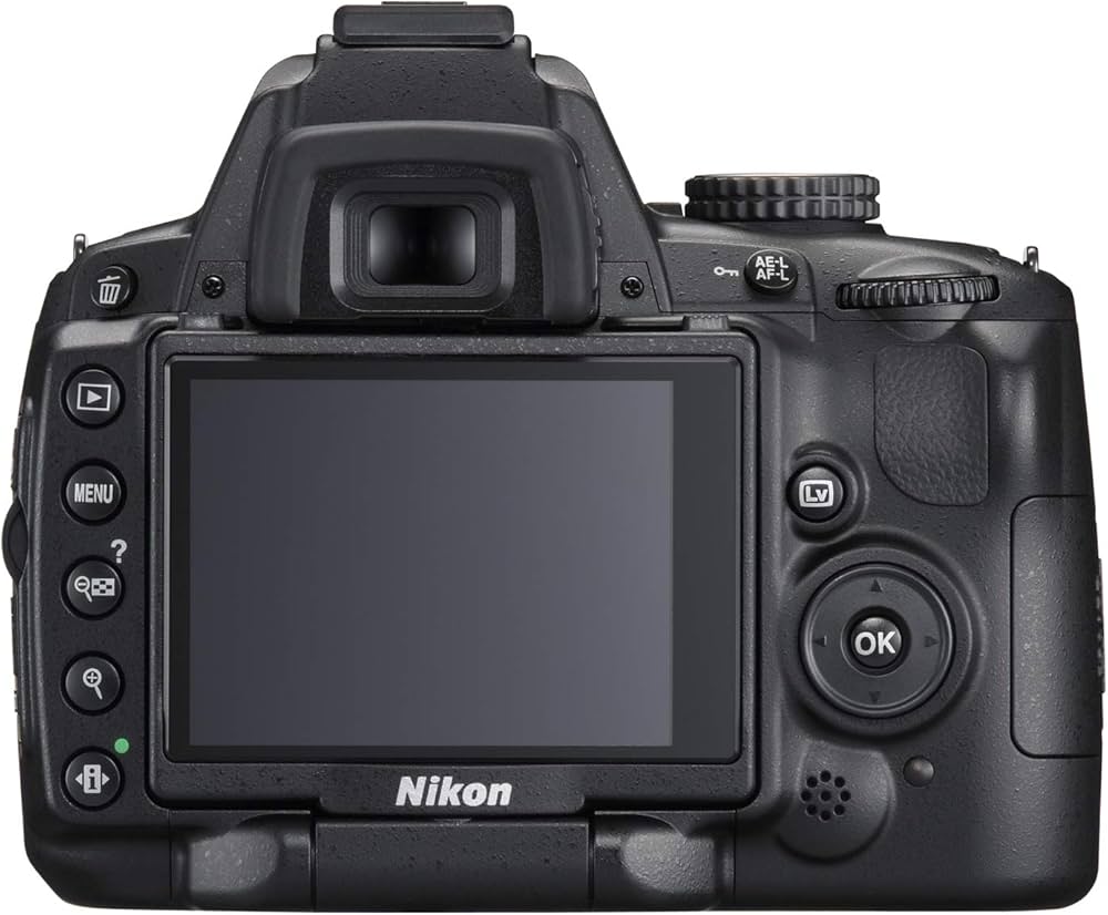 Amazon | Nikon デジタル一眼レフカメラ D5000 ボディ D5000
