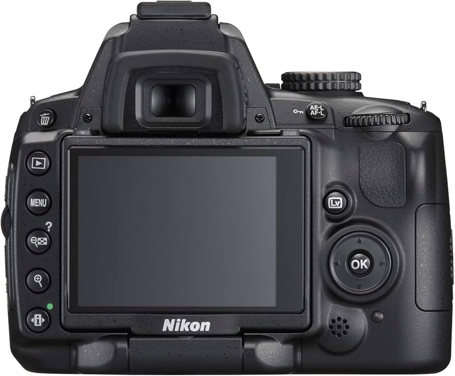 Amazon.com : Nikon D5000 12.3 MP DX Digital SLR Camera with 18
