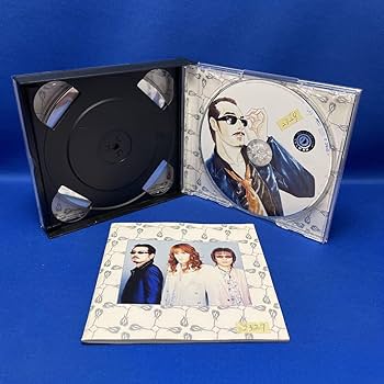 Amazon.co.jp: 30th ANNIVERSARY HIT SINGLE COLLECTION 37 通常盤 THE