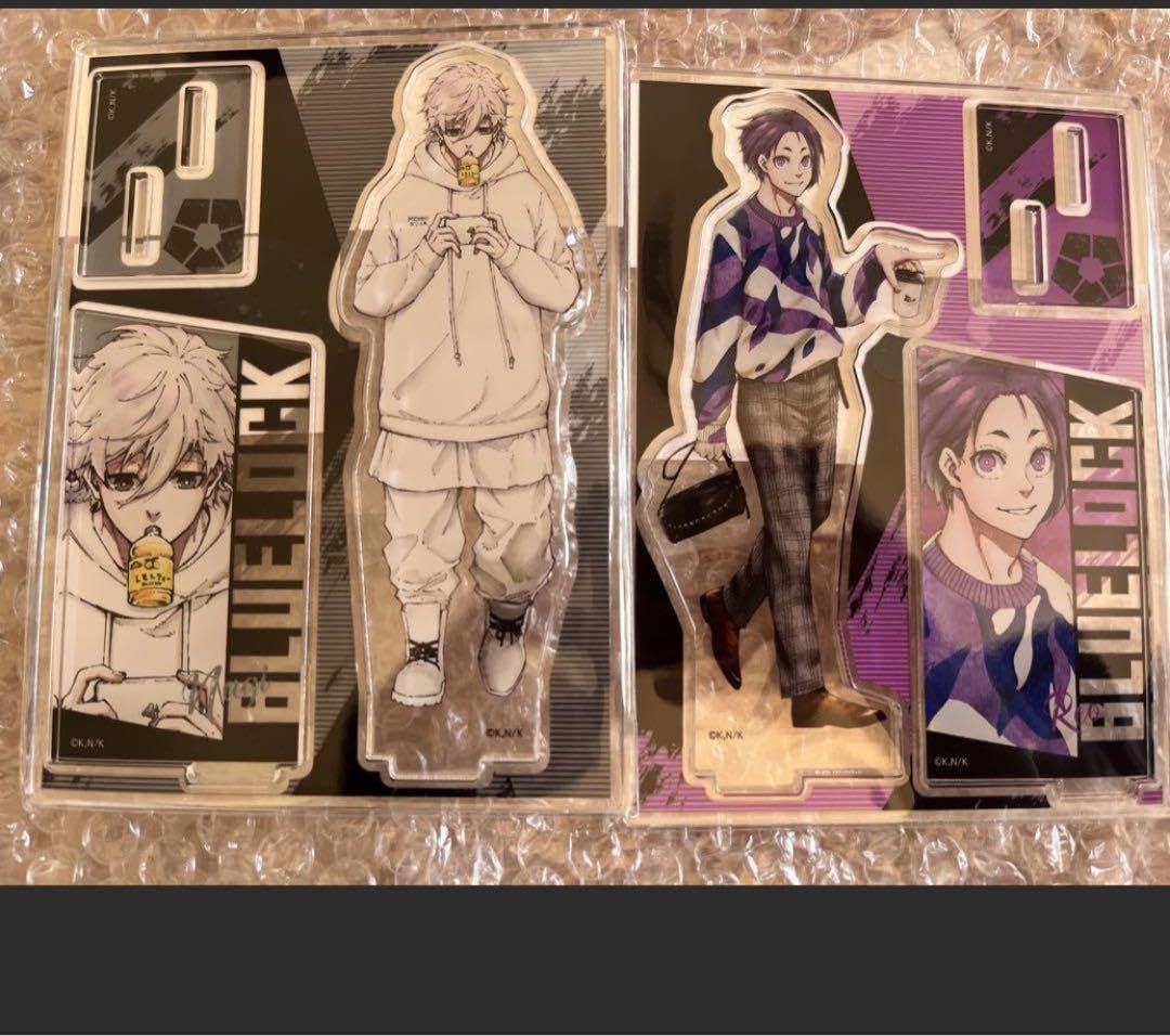 Amazon.co.jp: ブルー ロック 原作絵 アクリルスタンド 休日 私服 凪誠