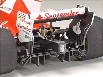 Amazon | タミヤ 1/20 グランプリシリーズ No.68 フェラーリ SF70H