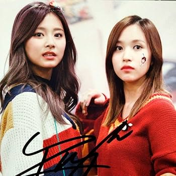 Amazon.co.jp: ミナとツウィ直筆サイン入り2Lサイズ写真…MINA…Tzuyu