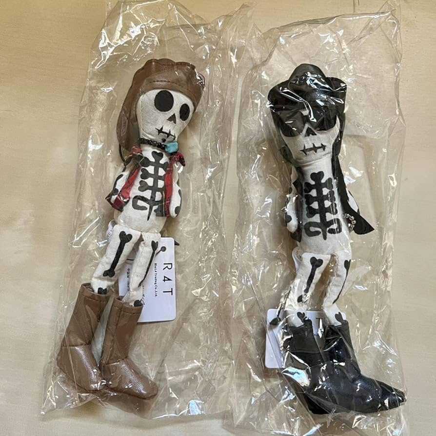 Amazon.co.jp: B'z 30TH YEAR EXHIBITION ”SCENES” 1988-2018 WHOOPEE