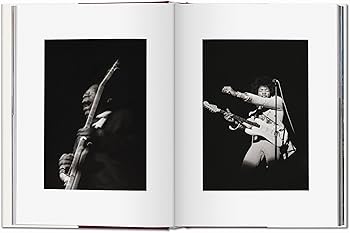 Amazon.co.jp: Linda McCartney. Life in Photographs : McCartney