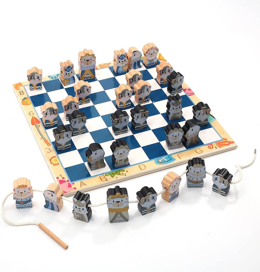 Amazon | HOLYFUN チェスセット アニメーション 木製風 国際将棋 日本