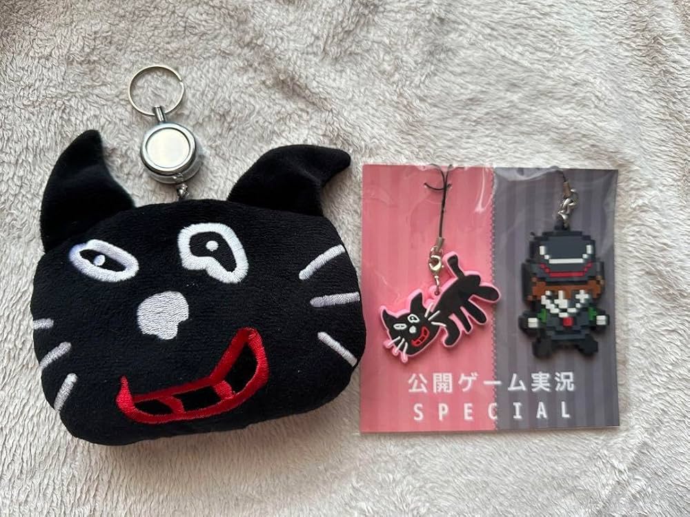 Amazon.co.jp: キヨ猫パスケース キヨレトラバスト : ファッション