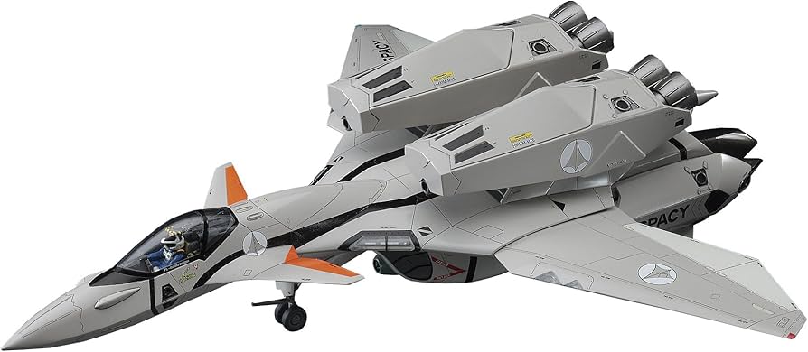 Amazon.com: Hasegawa Macross Plus VF-11B Super Thunderbolt 1/72
