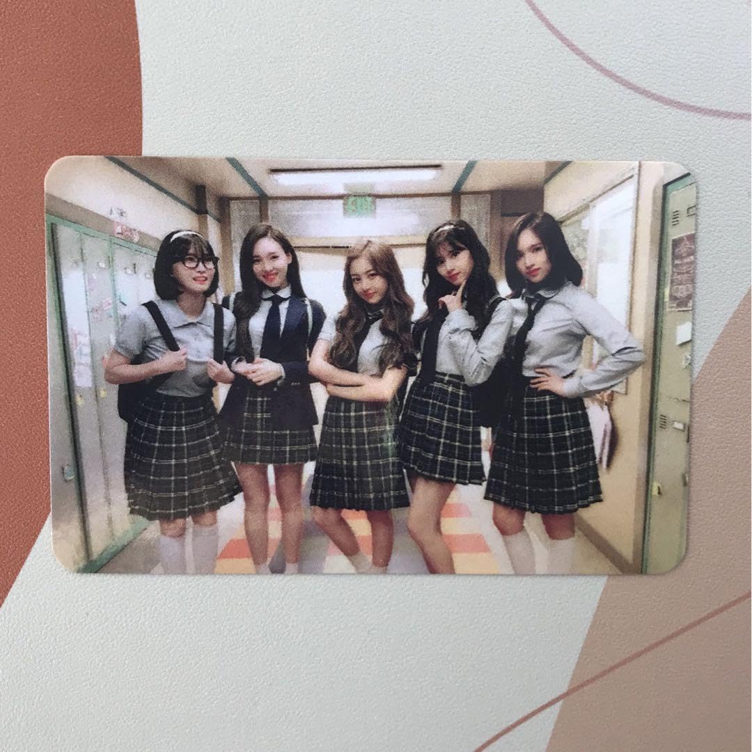 Amazon.co.jp: TWICE what is love ジヒョ サナ ナヨン モモ ミナ