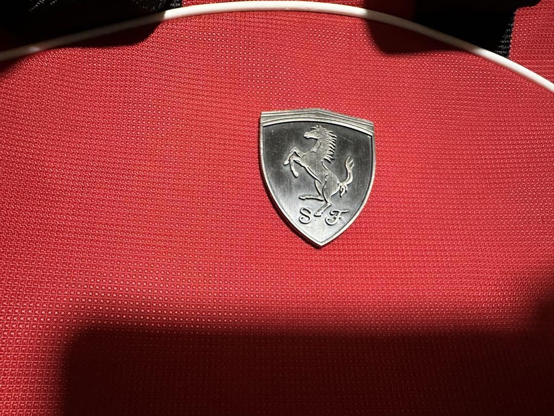 Amazon.co.jp: フェラーリF1チーム スタッフ用支給品バック : ファッション