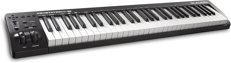 Amazon.com: M-AUDIO Keystation 61 MK3 - Synth Action 61 Key USB