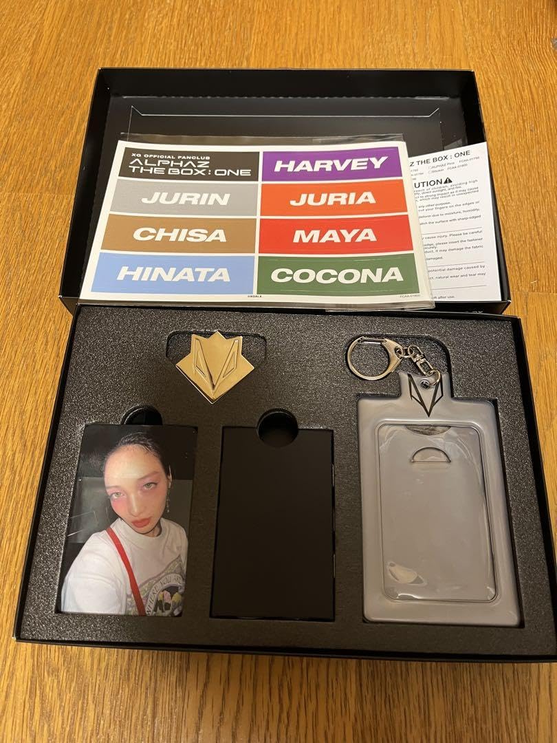 Amazon.co.jp: XG ALPHAZ THE BOX: ONE ファンクラブ限定 X : おもちゃ