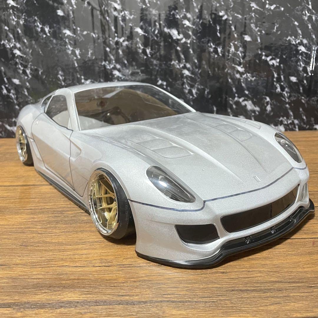 10分1ラジコンボディ、Ferrari 599XX ゴールド、電飾付き❕ 10分1ラジコン