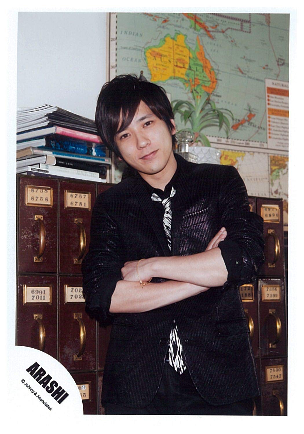 Amazon.co.jp: 嵐 ARASHI 公式生写真 LOVE MV & ジャケ写撮影オフ