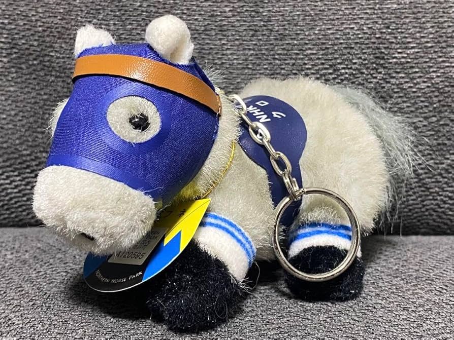 Amazon.co.jp: クロフネ AVANTI 5S キーホルダー 競馬 ウマ 娘. : おもちゃ
