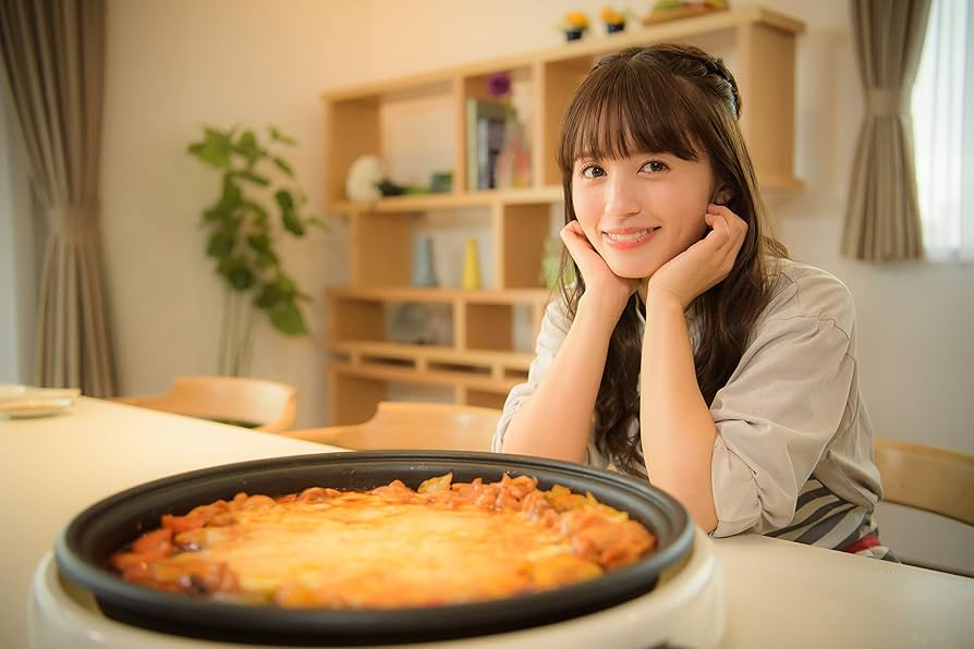 Amazon.co.jp: 逢田梨香子のスローな休日 女子会編 [Blu-ray] : 逢田