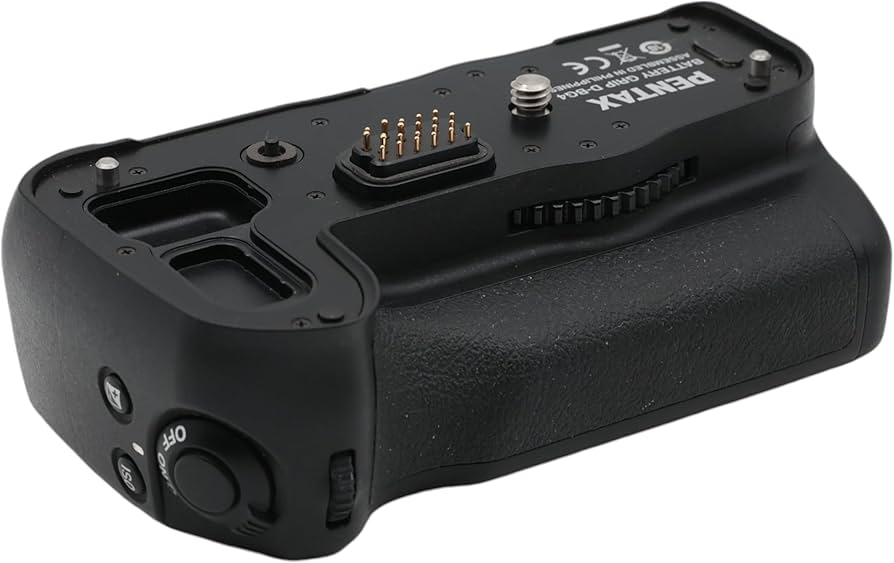 Amazon.com : Pentax D-BG4 Battery Grip for Pentax K-7 K-5 K-5ii K