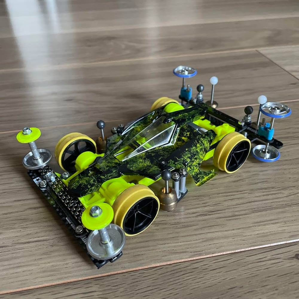 Amazon.co.jp: 完成品 ミニ四駆 アバンテMK2 フルカスタム : おもちゃ