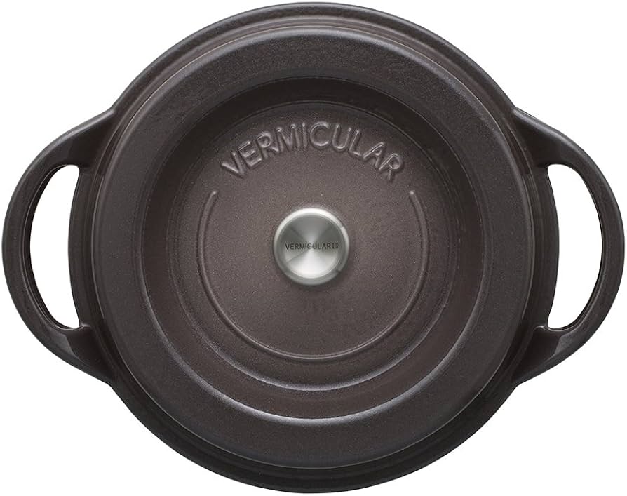 Amazon｜バーミキュラ 鋳物ホーロー鍋 22cm パールブラウン 無水調理