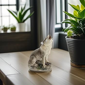Amazon.co.jp: 小さな遠吠えするオオカミ フィギュア : ホーム＆キッチン