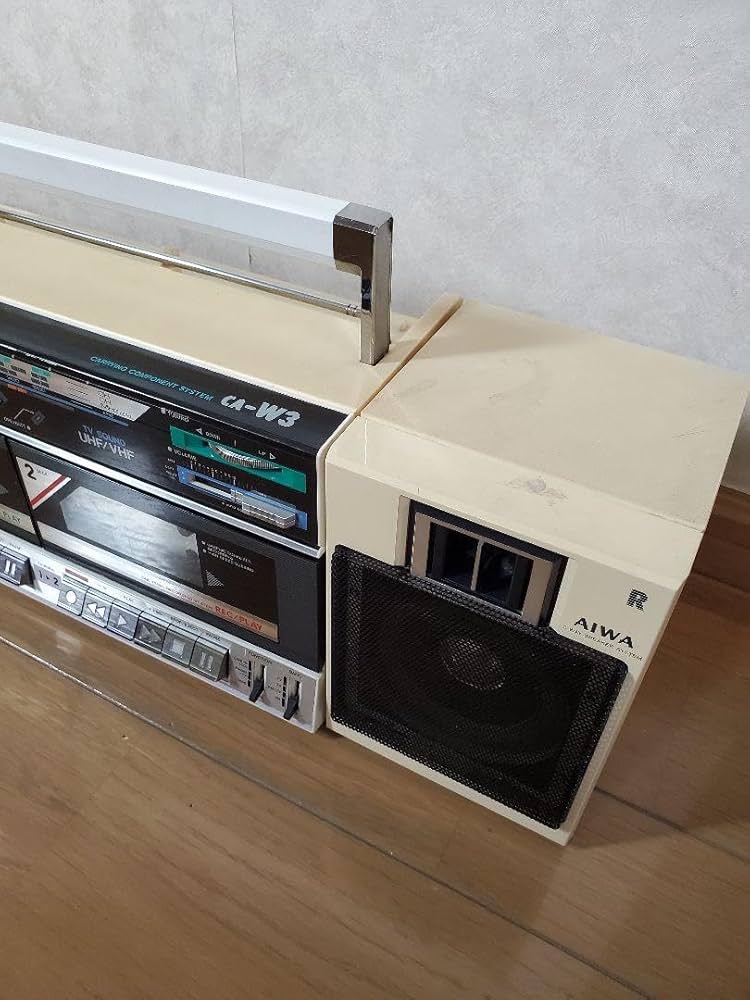 Amazon.co.jp: アイワ CA-W3 ダブルラジカセ カセット レトロ : おもちゃ