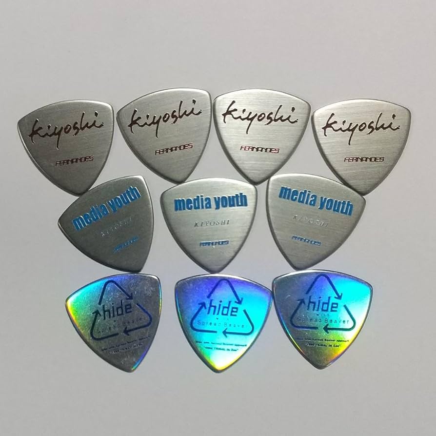 Amazon.co.jp: kiyoshi hide with Spread Beaver ギター ピック : 楽器