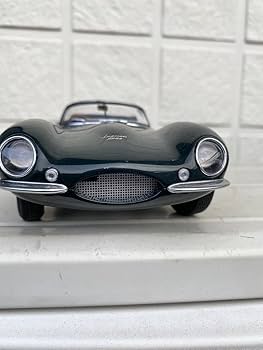 Amazon | オートアート1/18ジャガーXK SS | ミニカー・ダイキャスト