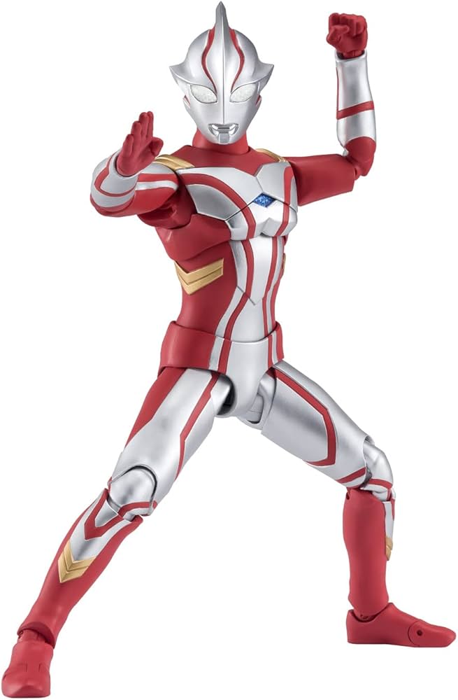 Amazon.com: TAMASHII NATIONS - Ultraman Mebius - Ultraman Mebius