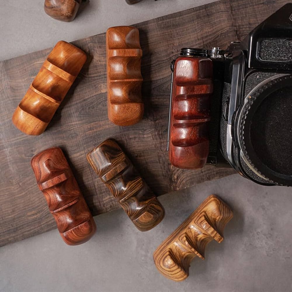 Amazon.co.jp: 木製カメラハンドグリップ Pentax 67 6X7 6 x 7 右