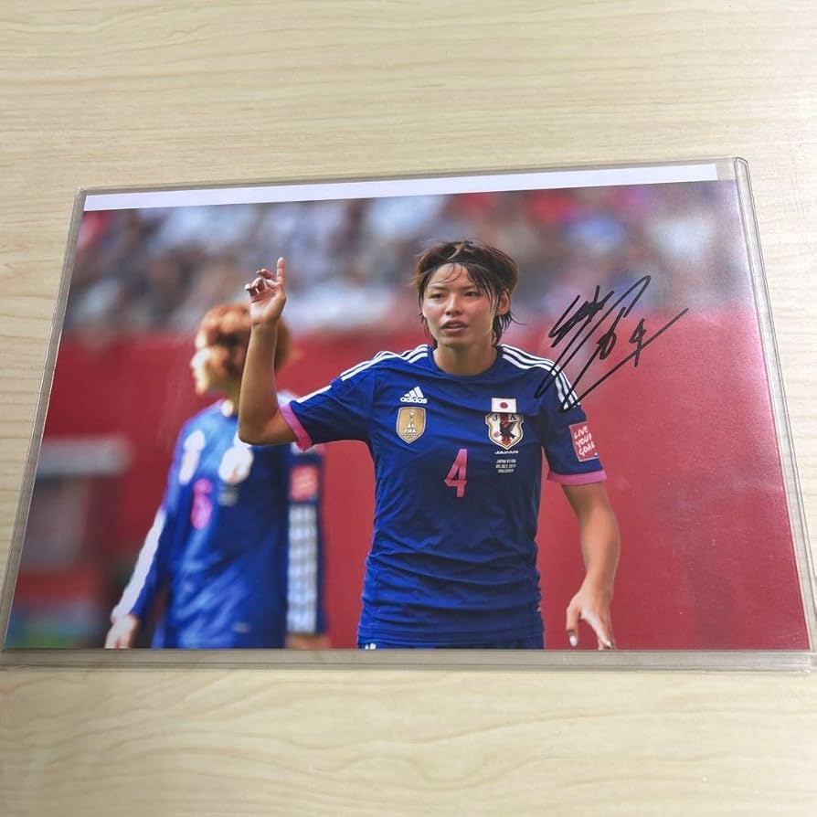 Amazon.co.jp: なでしこジャパン 日本代表女子サッカー主将 熊谷 紗希
