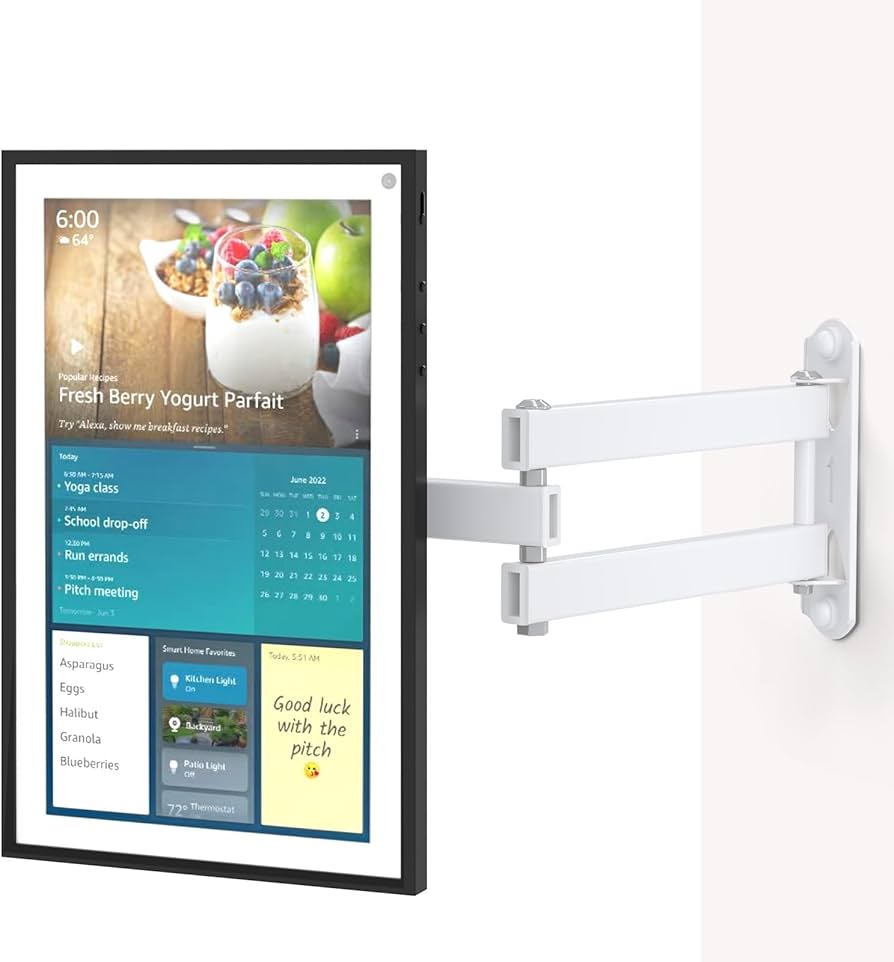 半額！！Echo Show 15 スマートTV 壁掛け用取り付け金具付使用感なし