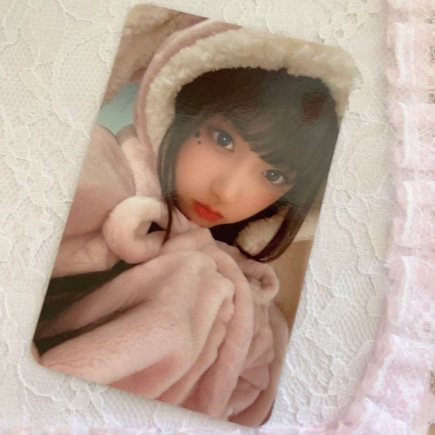 Amazon.co.jp: nmixx everline ジウ トレカ ラキドロ : おもちゃ