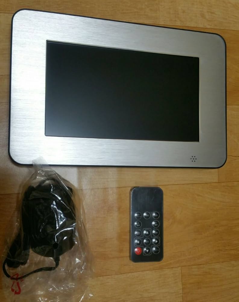 Amazon | 8インチデジタルフォトフレーム シルバー DS-DA802SV