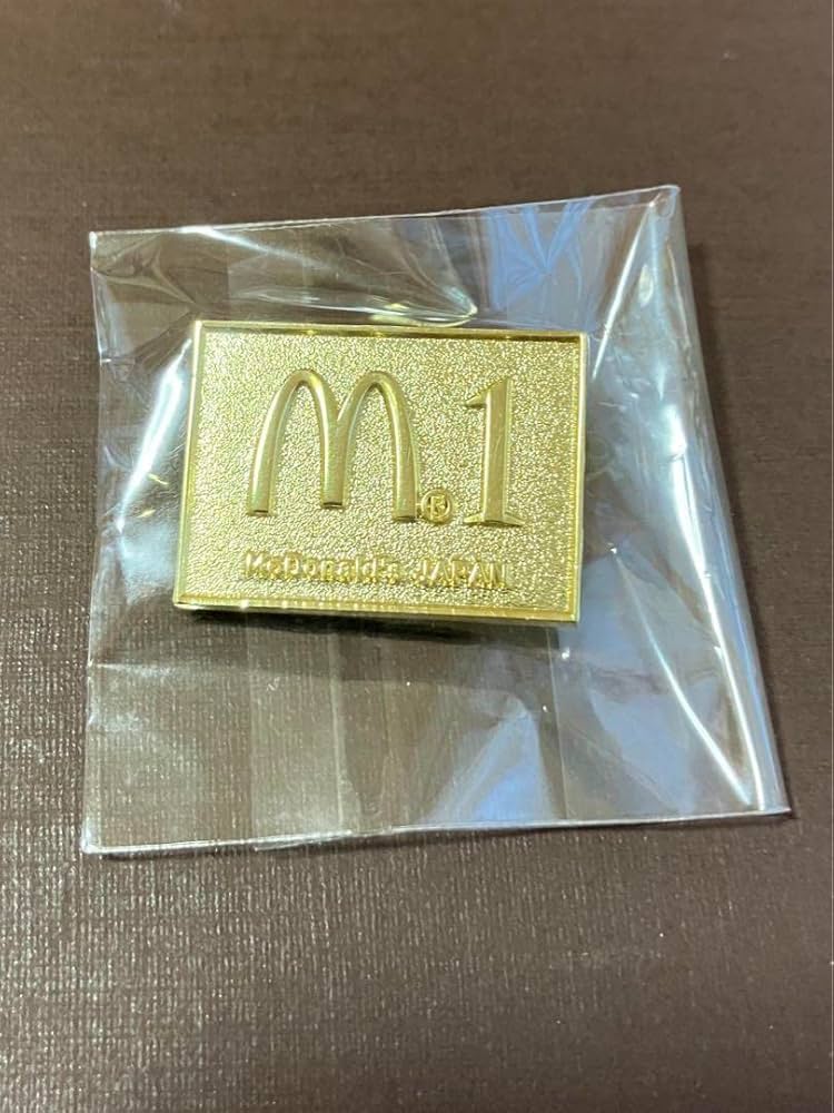 Amazon.co.jp: マクドナルド ピンバッジ M1 クルー : おもちゃ
