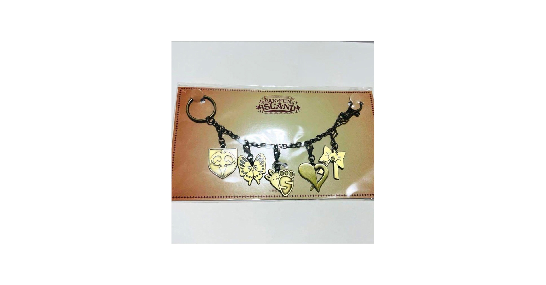 Amazon.co.jp: ホロライブ 3期生 ロゴチャーム : ファッション